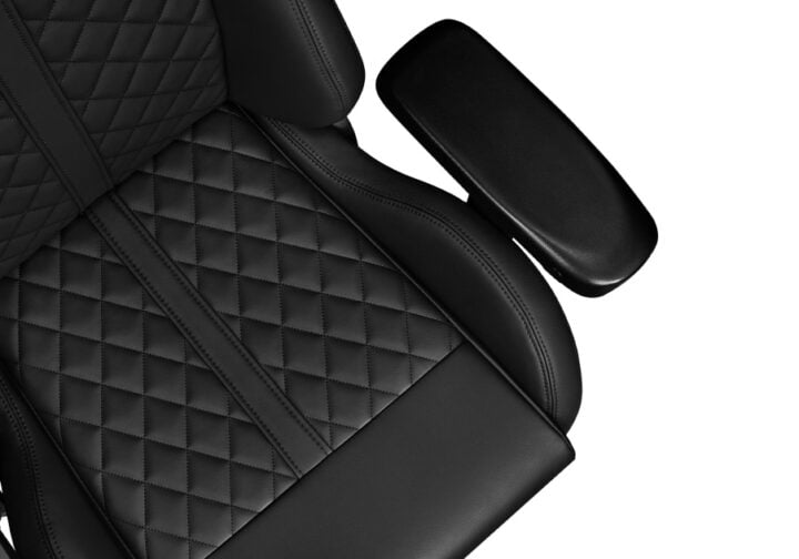 Fotel gamingowy YUMISU 2050 Magnetic Real Leather BLACK - obrazek 17